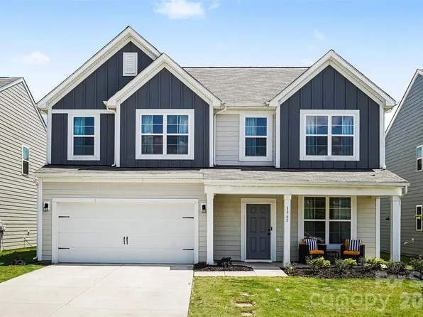 1565 Banham Dr, Indian Trail, NC 28079