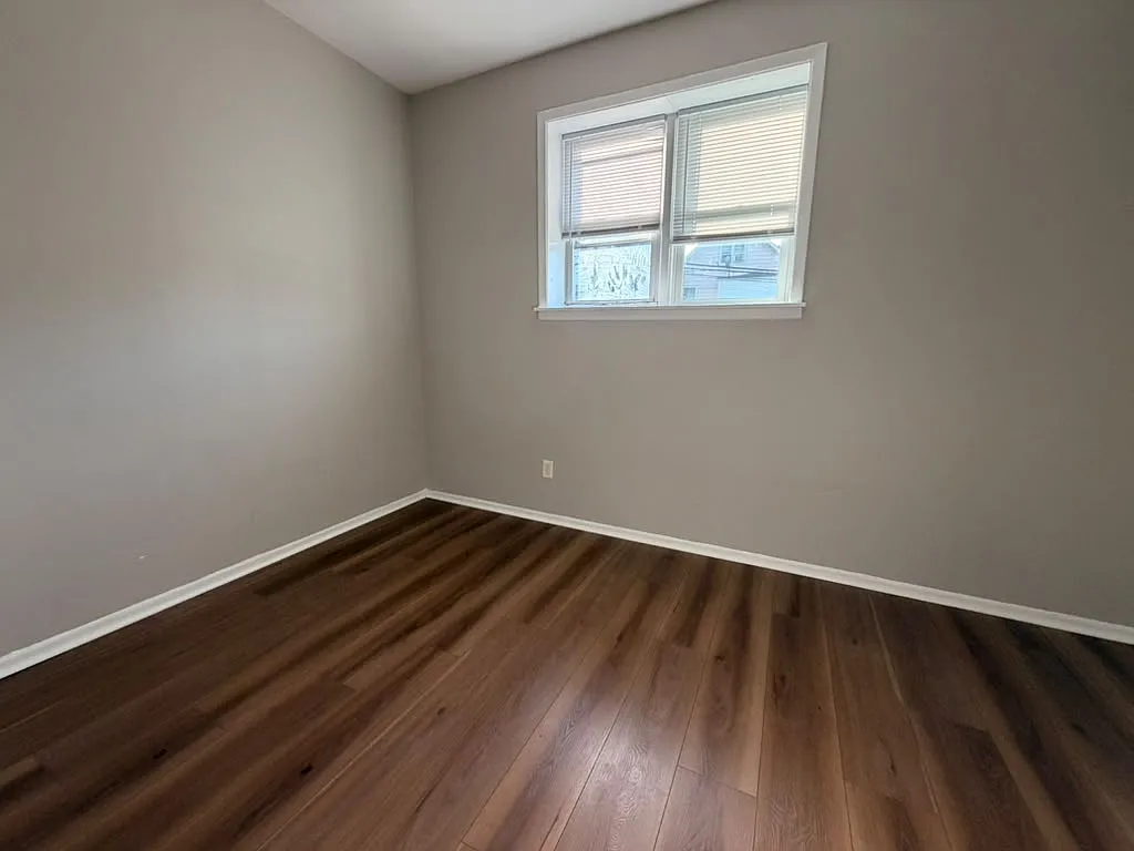 1 bed, $1,200 — Photo 2