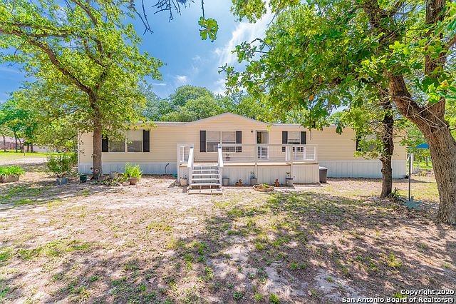 1st image of 669 Live Oak Dr