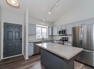 328 Pine St, Cannon Falls, MN 55009