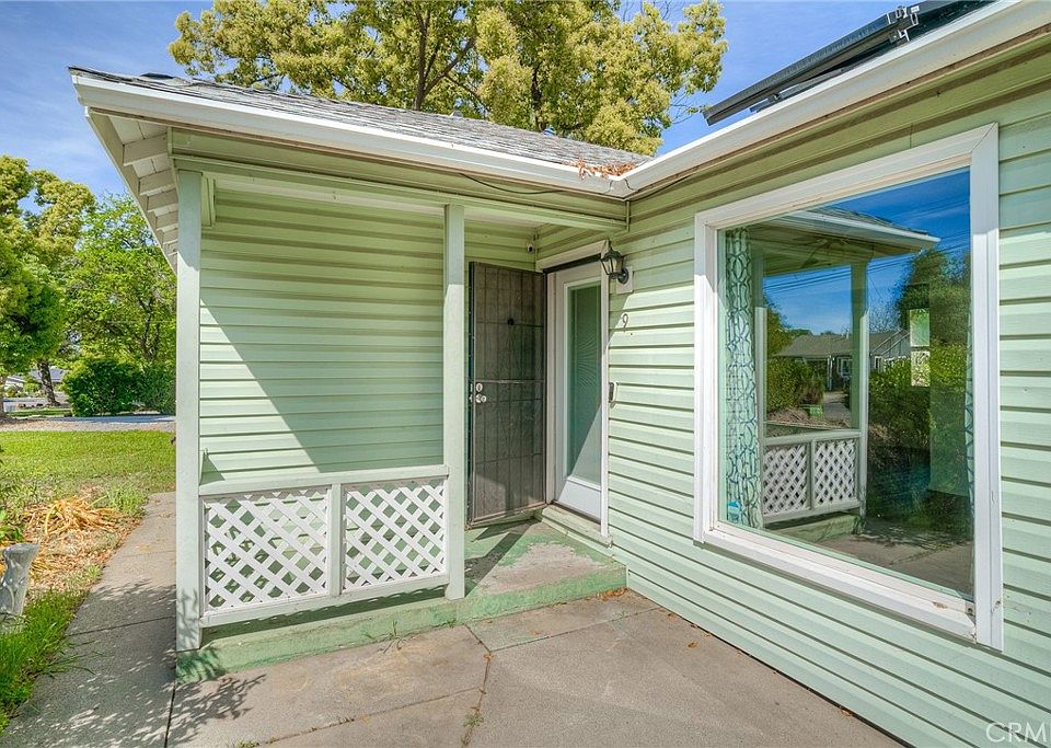 1st image of 9 Midway Dr