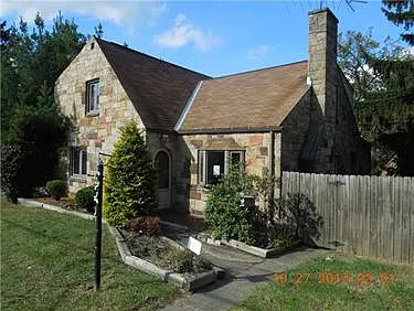 250 Maytide St photo 1