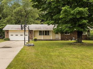 8113 Cherry Ln, Cadillac, MI 49601