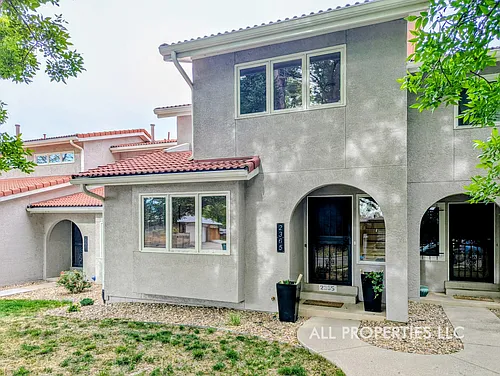 2365 Perry St Photo 1