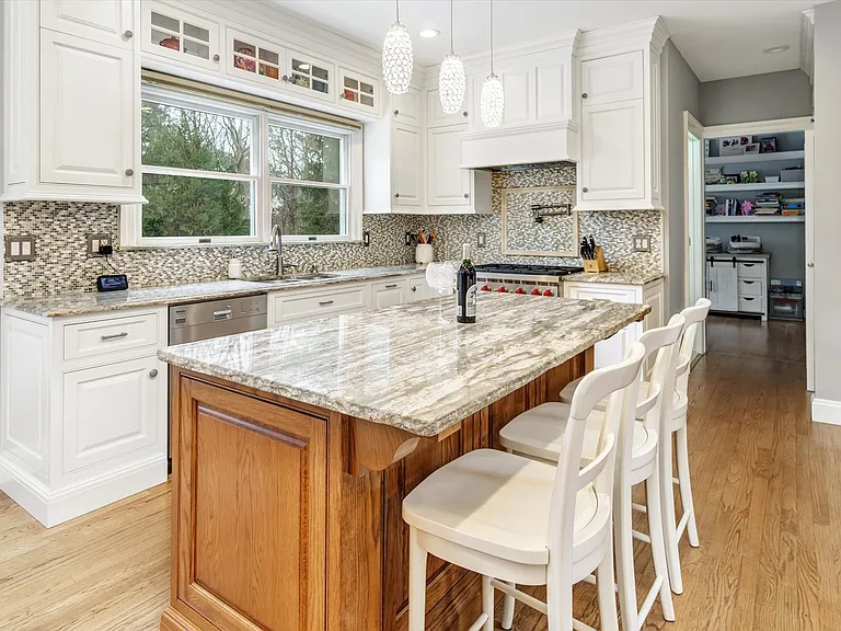 151 Chardonnay Dr — Photo 18