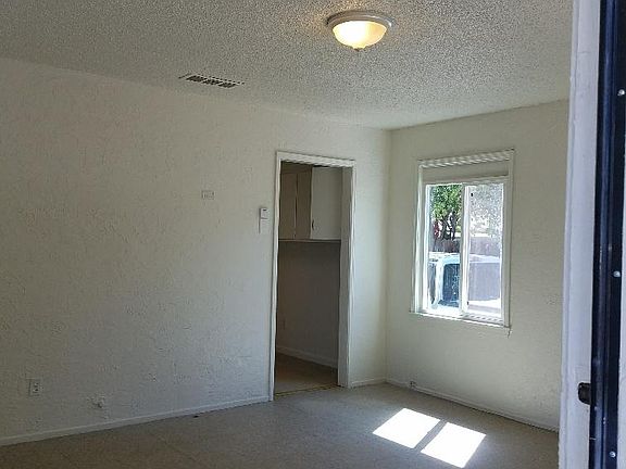 4th image of 2019 S Gearhart St