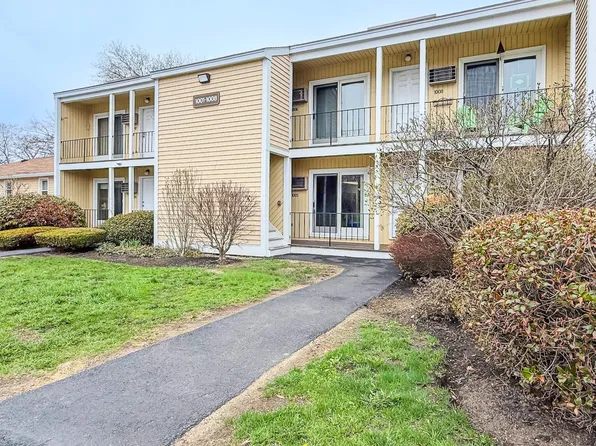 1005 Cocheco Court, Dover, NH 03820