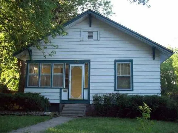 415 Virginia Ave, Des Moines, IA 50315