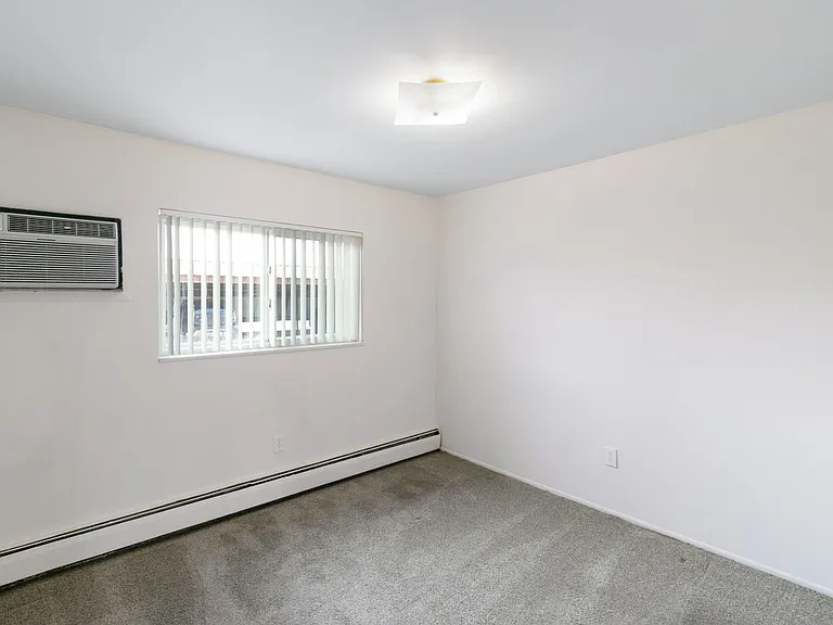 16435 E Twelve Mile Rd — Photo 38