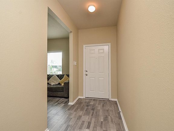 3rd image of 6714 Wide Creek Dr
