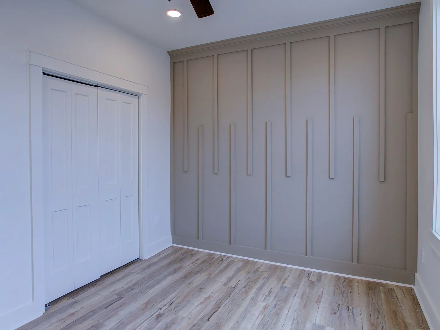 11 East Walnut Street - 4 — Photo 4