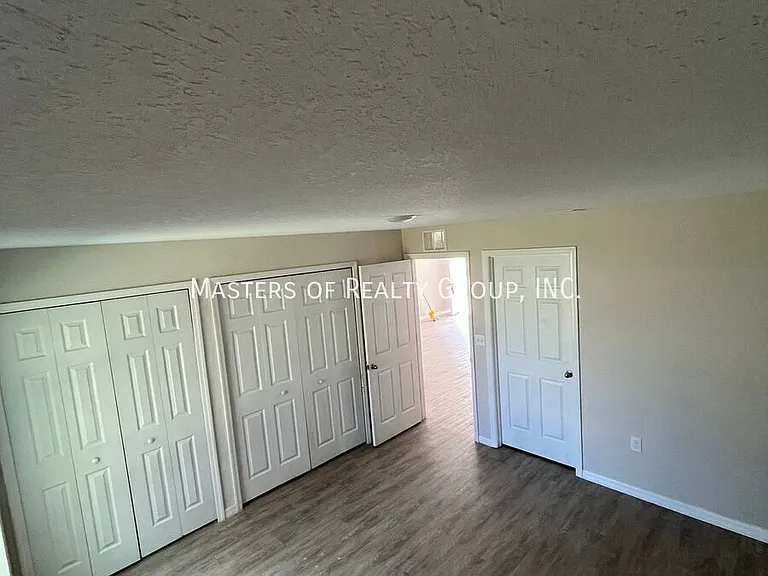 9003-9005 N Mendoza Way — Photo 10