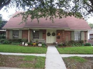 4301 N Turnbull Dr, Metairie, LA 70002