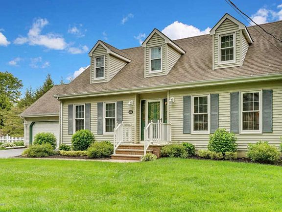 2nd image of 49 Brookwood Dr