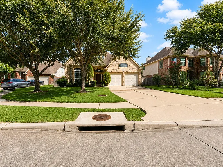 1815 Granite Field Ln — Photo 4