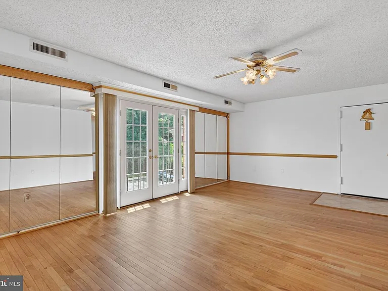 3803 Swann Rd #301 — Photo 8