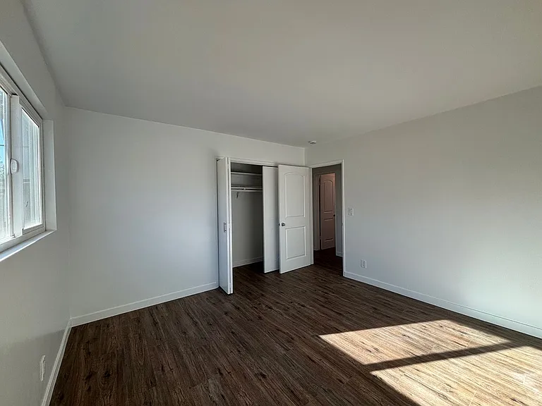 1163 Winchester Ave — Photo 16