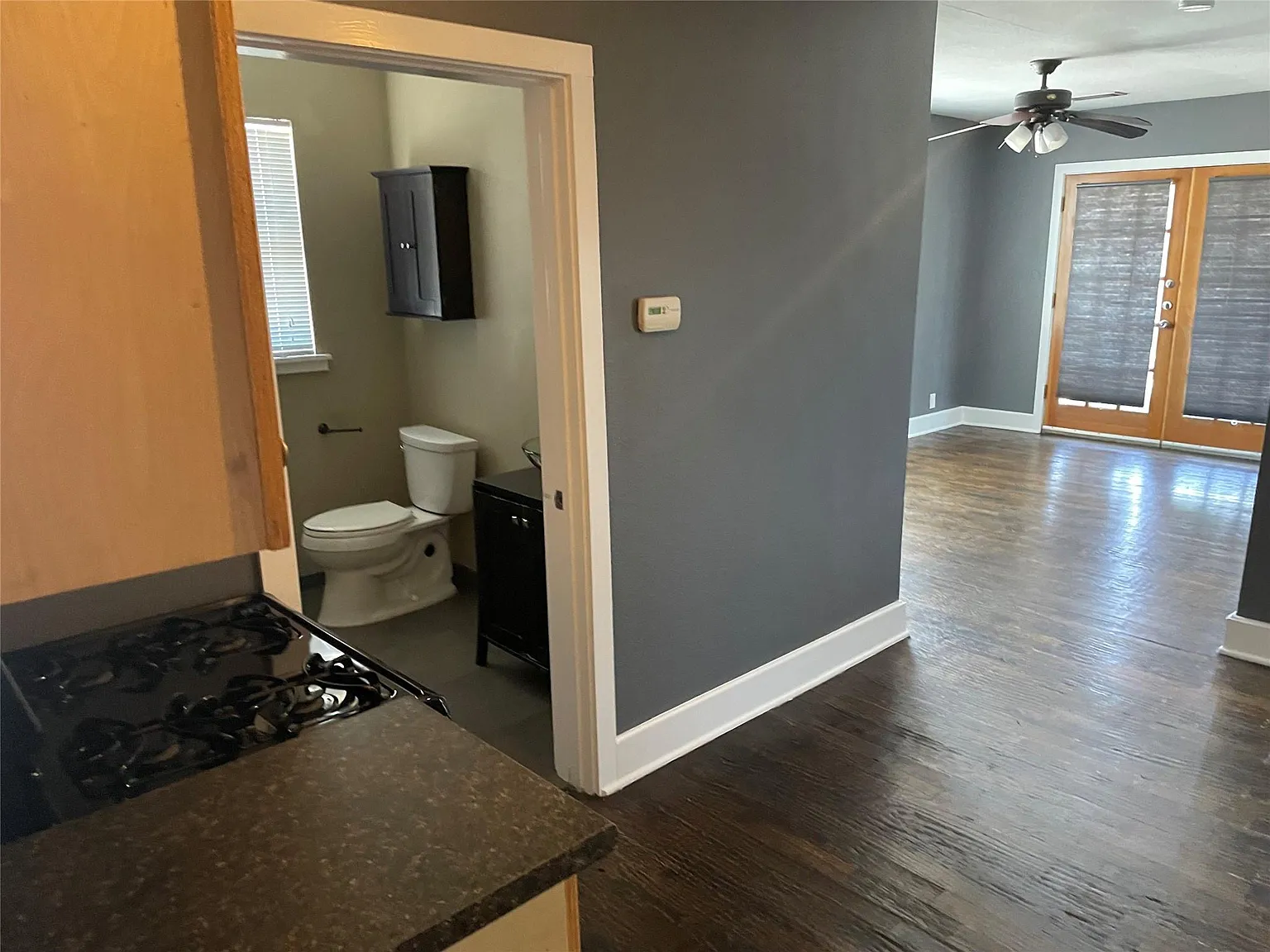 2 bed, 811 sqft, $1,400 — Photo 2