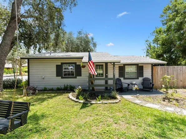 107 2nd St, Lady Lake, FL 32159