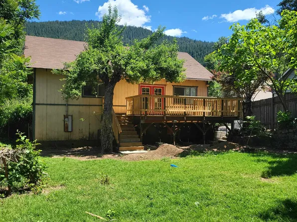 4127 Edyth St, Dunsmuir, CA 96025