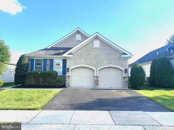 118 Paisley Pl, Hainesport, NJ 08036