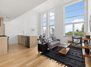 93 Waverly Ave APT 4, Brooklyn, NY 11205