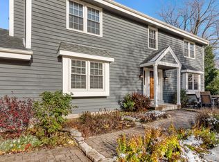 N47W6750 Windwood Ct, Cedarburg, WI 53012