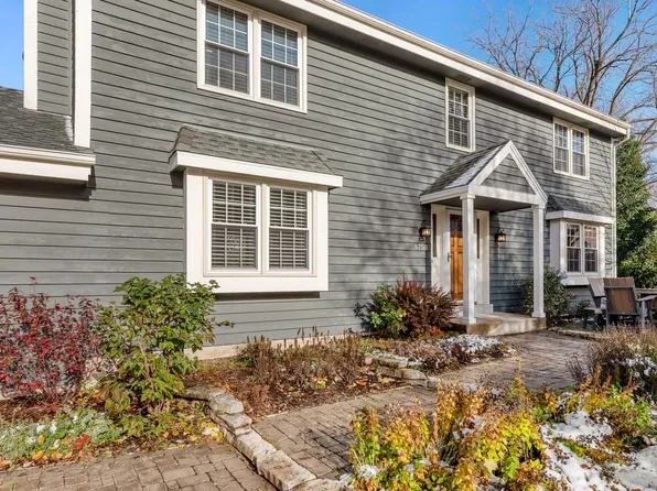 N47W6750 Windwood COURT, Cedarburg, WI 53012