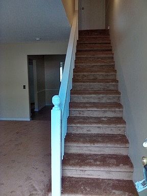 4th image of 2406 Lyndon Ave APT 01