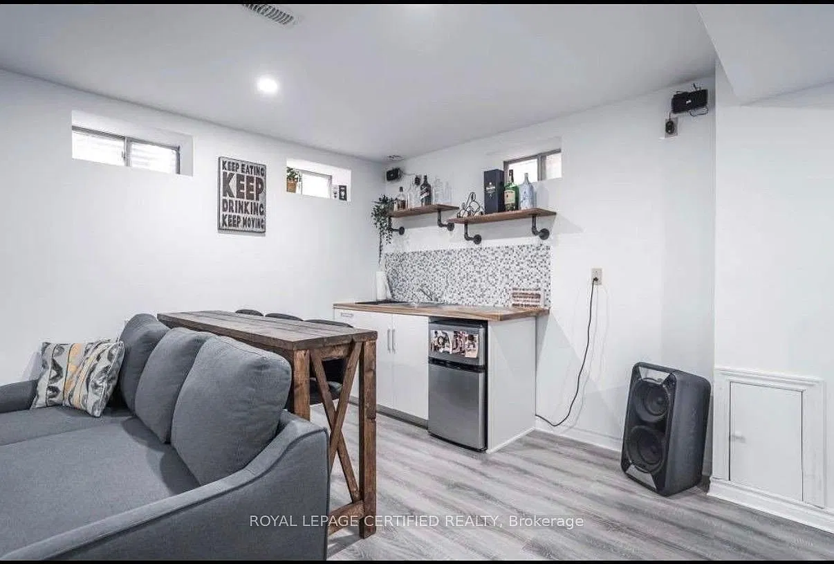3 bed, $3,600 — Photo 4