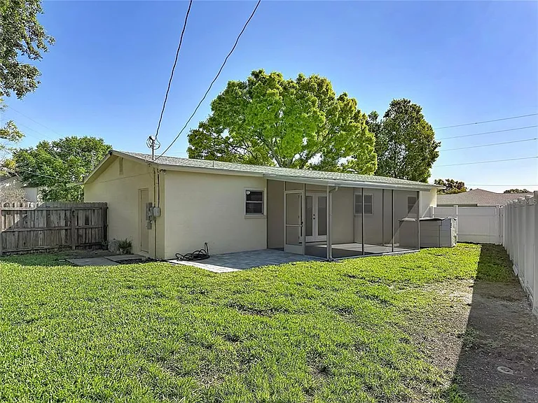 396 Lewis Blvd SE — Photo 19