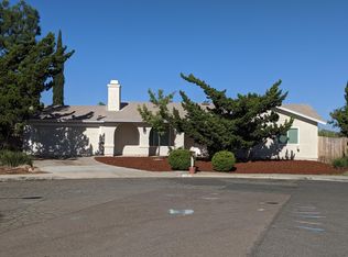 460 Lynwood Ln, San Marcos, CA 92069