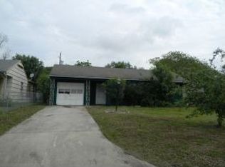 1620 Locust St, Pasadena, TX 77502