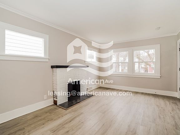 673780_003_wm_-_living_room_13544200.jpg