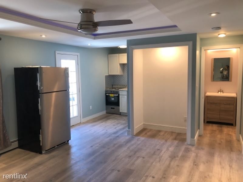 1st image of 61 Aster Ave