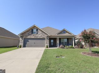108 Savannah Ln, Bonaire, GA 31005