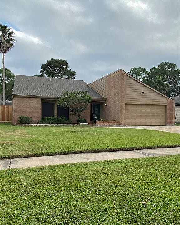 1st image of 15806 Parksley Dr