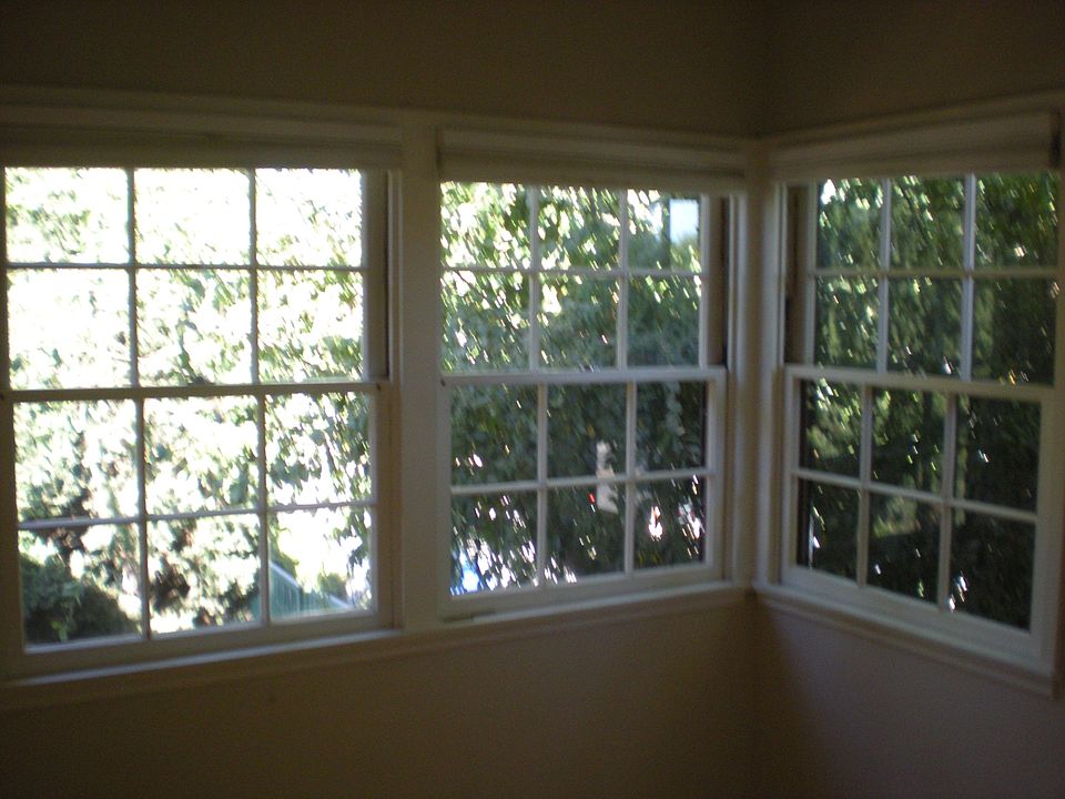 1st image of 2857 S Holt Ave