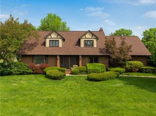 1348 Clubview Blvd, Columbus, OH