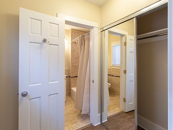 5th image of 1460 Gaviota Ave #8