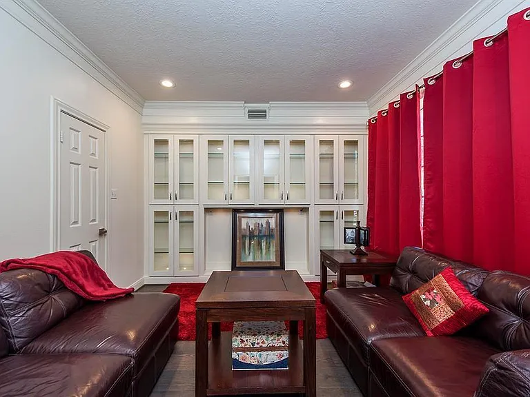 14111 Manderly Dr — Photo 23