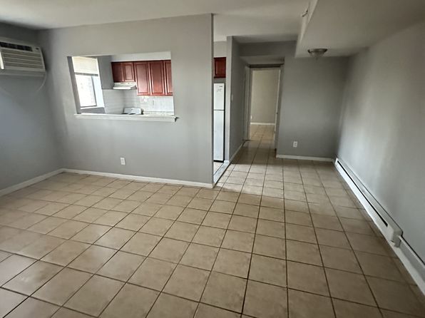 416 S 4th St #11653122