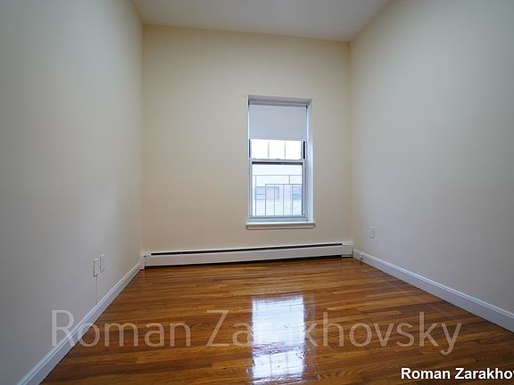 4th image of 176 N Beacon St APT 24