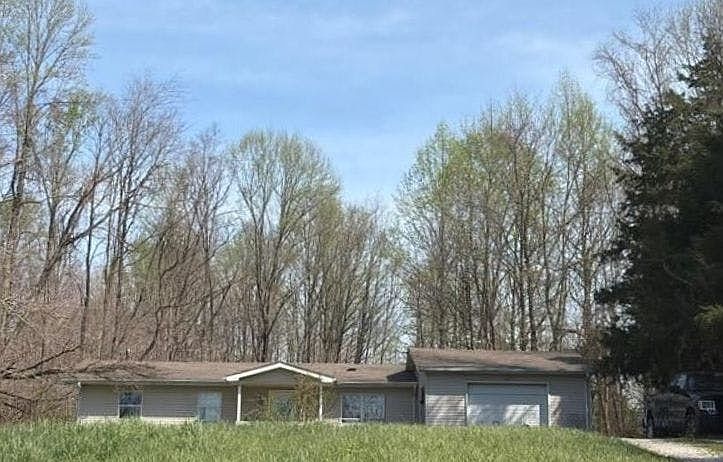 1st image of 7657 Ault Rd