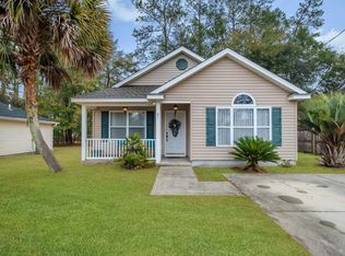 31 Shar Mel Re Ln, Crawfordville, FL 32327