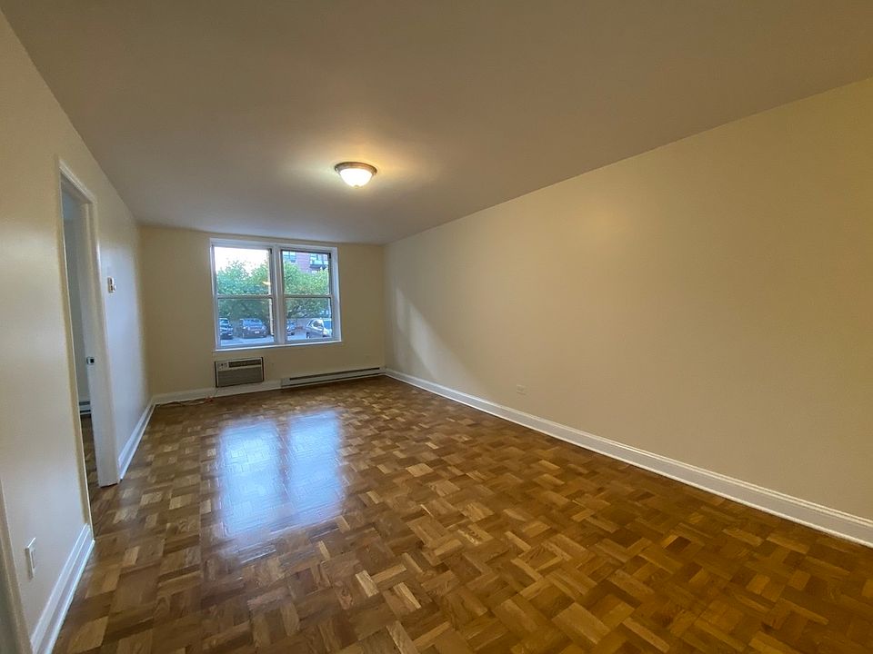 1st image of 31-28 29th St #1C