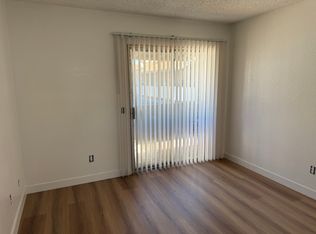 16770 San Bernardino Ave APT 17-B, Fontana, CA 92335