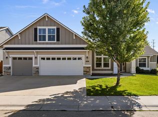 4898 N Sun Shimmer Ave, Meridian, ID 83646