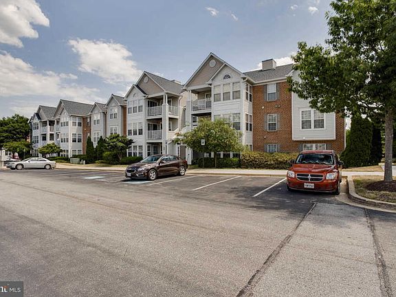 2nd image of 2443 Blue Spring Ct Unit 104
