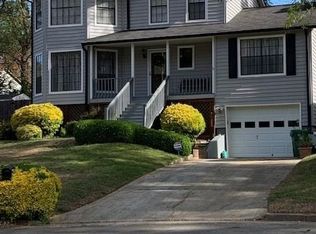 4334 Woodcrest Ct, Stone Mountain, GA 30083